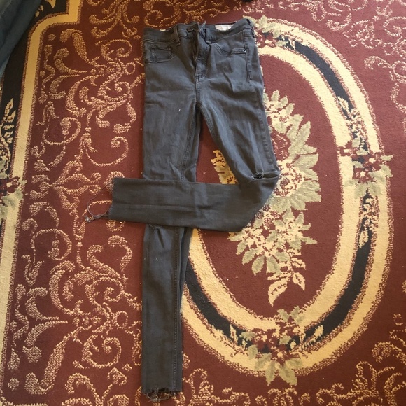Rag and bone stressed black jeans - high rise skinny size 26 - Picture 1 of 5